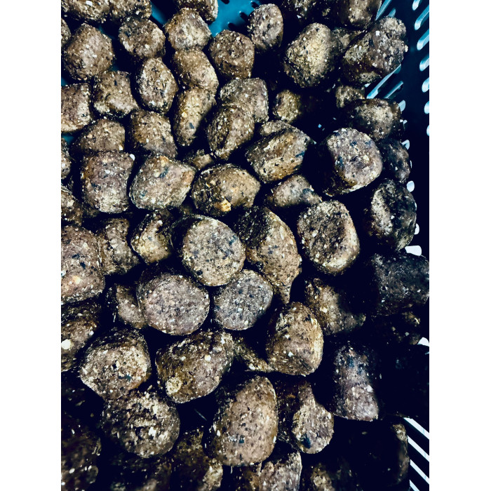 Kulki proteinowe "Oval pellet" Power GLM 3 kg 18 mm